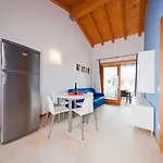 度假村 Villaggio Laguna Blu 3*