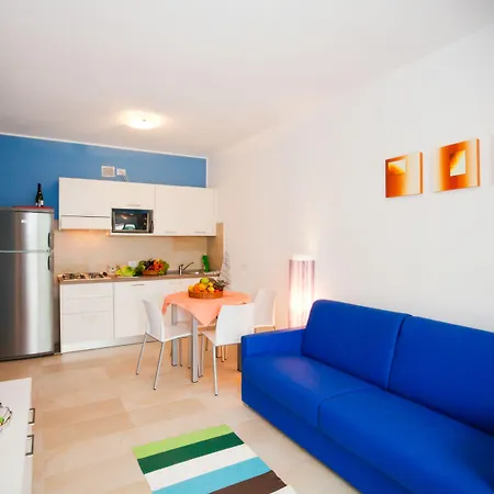 Resort Villaggio Laguna Blu 3*