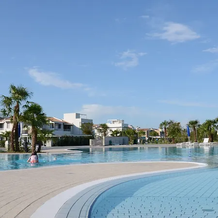 Villaggio Laguna Blu Üdülőközpont 3*