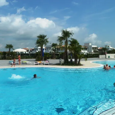 Villaggio Laguna Blu 度假村 3*