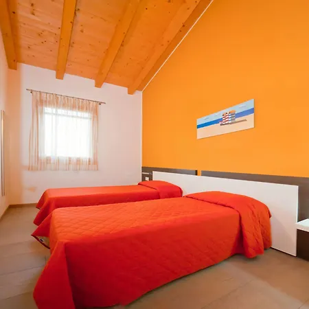Resort Villaggio Laguna Blu 3*